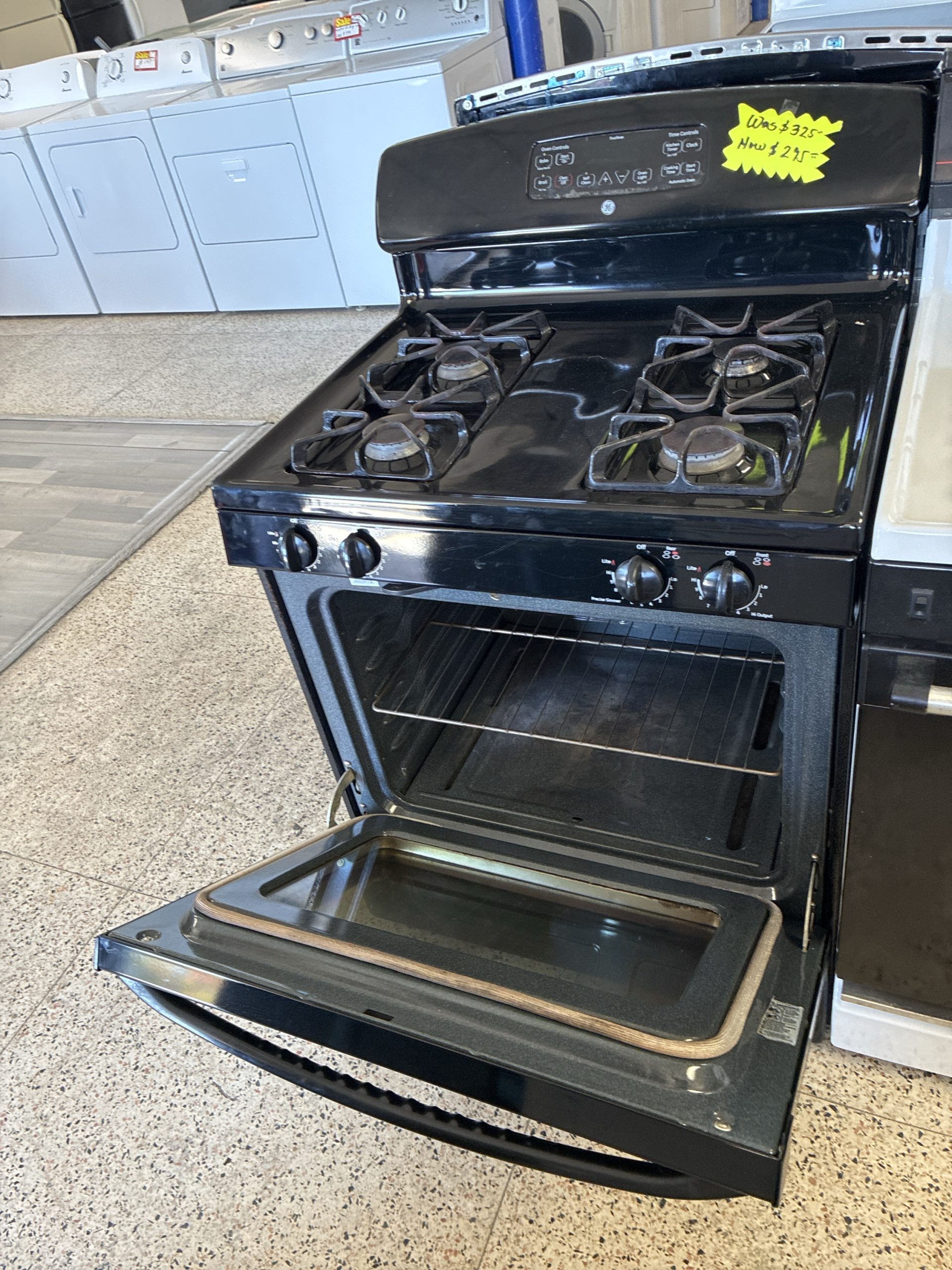 3523ca32-51c1-49cf-8dcd-9f898032d906-13293-0000047fe4cfb37c_file - Mega Used Appliances